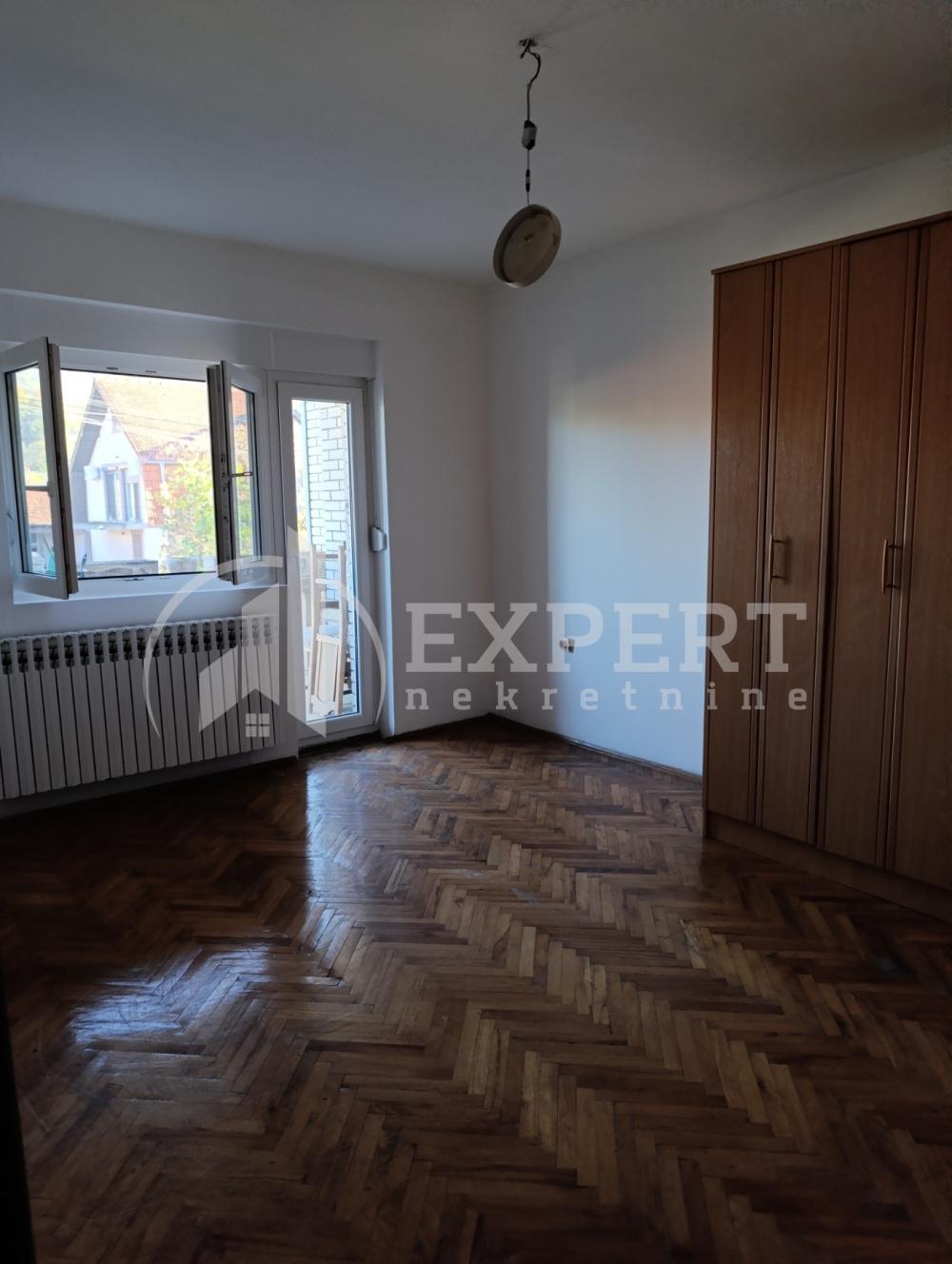 Glavna slika -Veljka Miljkovića, Troiposoban stan za izdavanje, 70m2, 250€