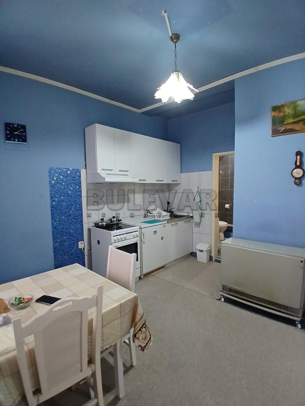 Slika 3 - Strahinjića Bana, Stan za izdavanje, 24m2, 200€