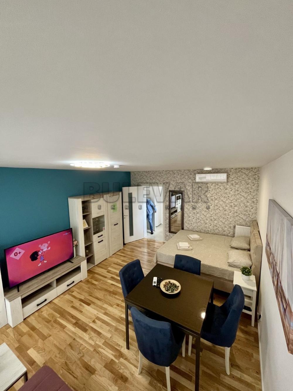 Glavna slika -Prvomajska, Četvorosoban stan za izdavanje, 88m2, 800€