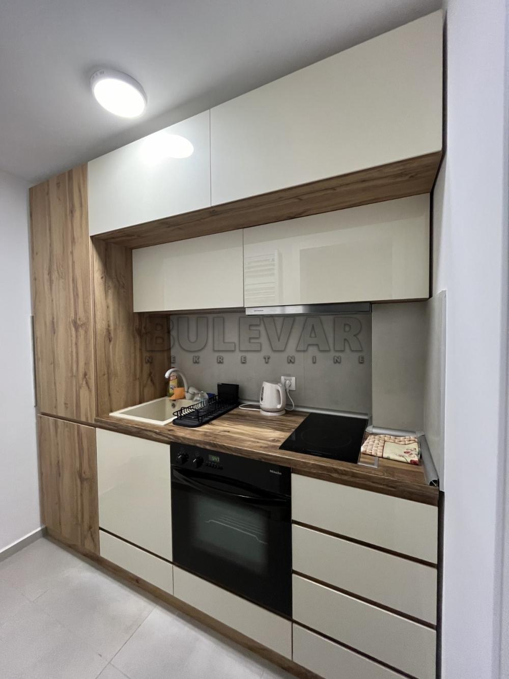 Slika 6 - Prvomajska, Četvorosoban stan za izdavanje, 88m2, 800€