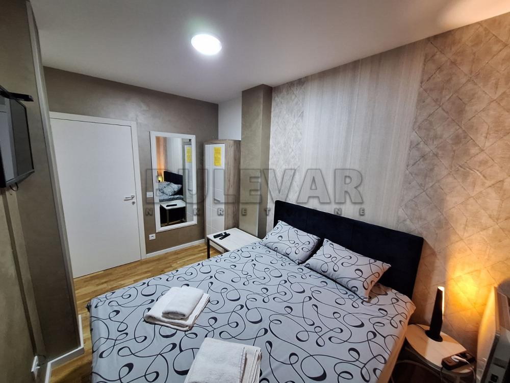Slika 5 - Prvomajska, Četvorosoban stan za izdavanje, 88m2, 800€