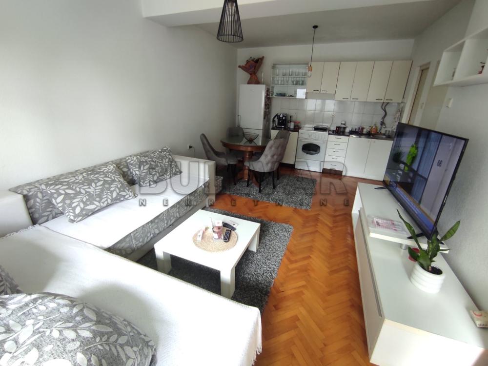 Slika 2 - Rentgenova, Jednoiposoban stan za izdavanje, 43m2, 350€