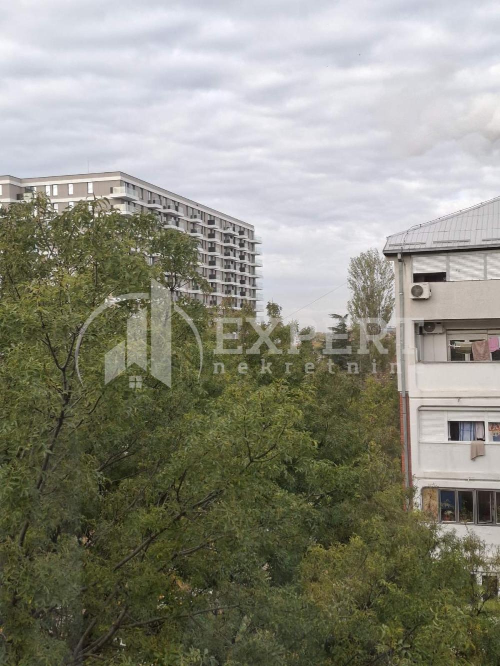 Slika 11 - Branka Krsmanovića, Jednoiposoban stan za izdavanje, 36m2, 300€