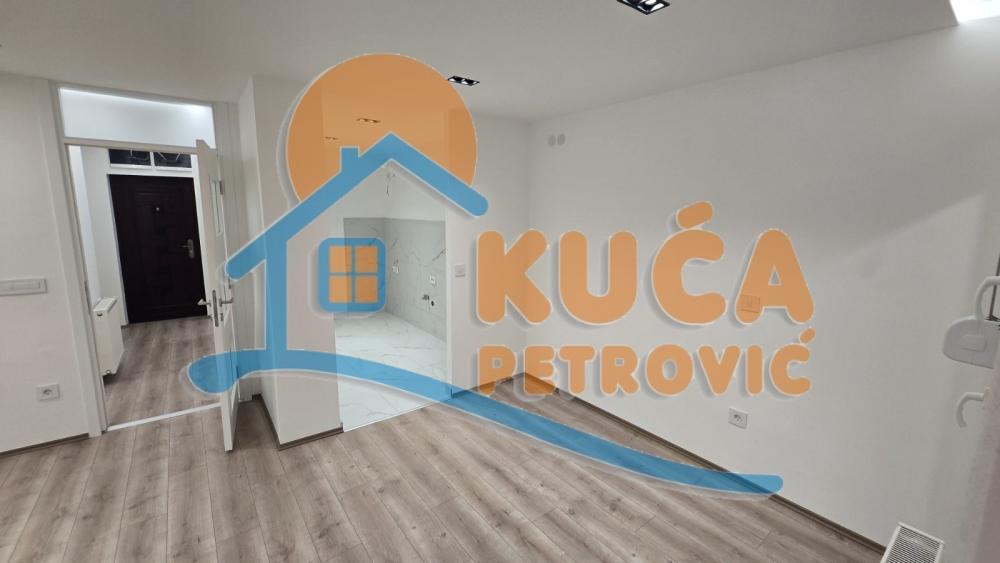 Slika 3 - Bulevar Nemanjića, Trosoban stan na prodaju, 89m2, 186.000€