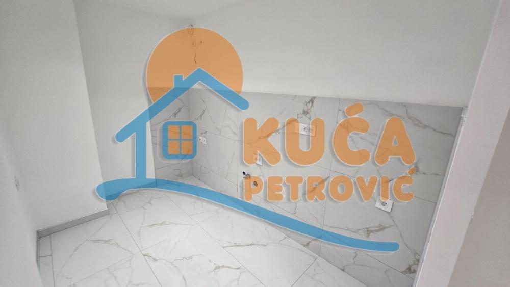 Slika 4 - Bulevar Nemanjića, Trosoban stan na prodaju, 89m2, 186.000€