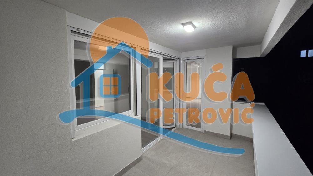 Slika 10 - Bulevar Nemanjića, Trosoban stan na prodaju, 89m2, 186.000€