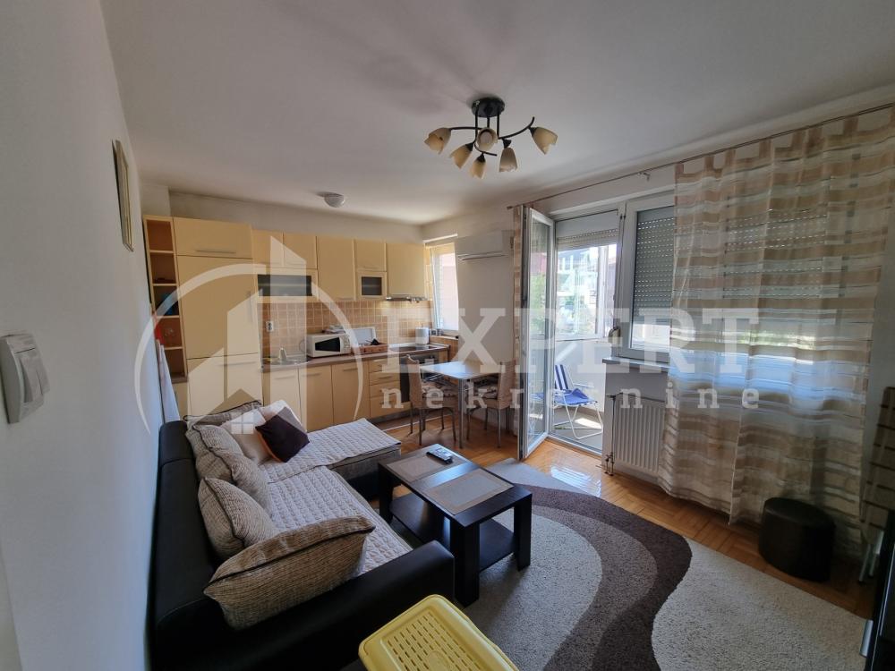 Slika 1 - Sestre Baković, Jednoiposoban stan za izdavanje, 37m2, 320€