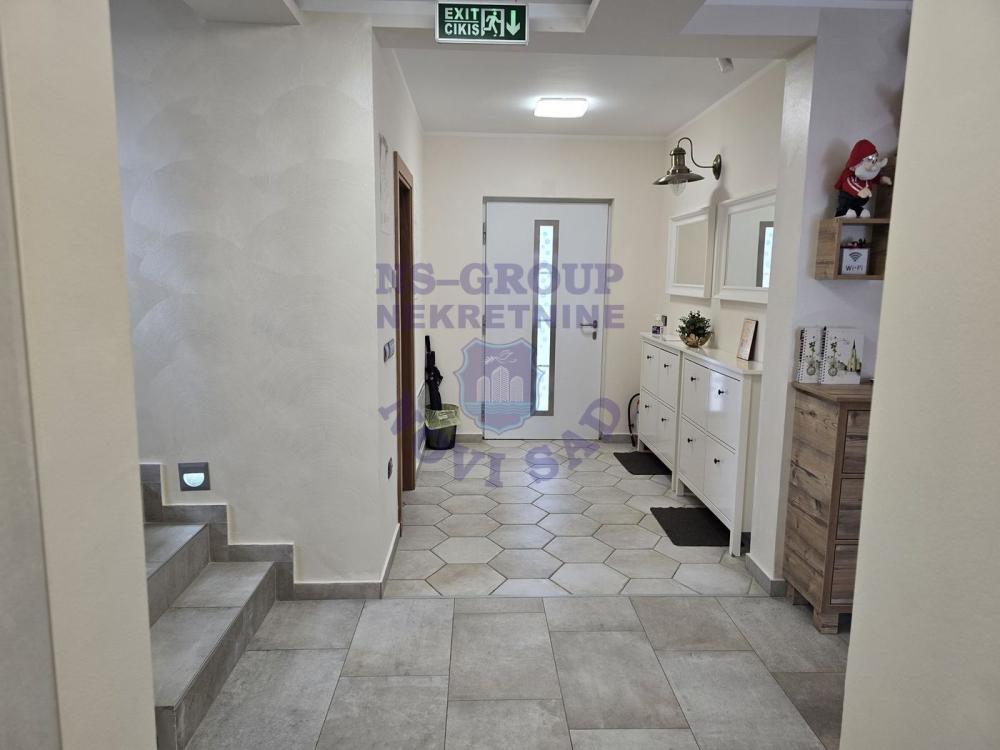 Slika 9 - Bački Petrovac,  Kuća na prodaju, 147m2, 424.360€