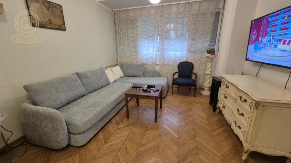 Slika 2 - Dvosoban stan za izdavanje, 45m2, 700€