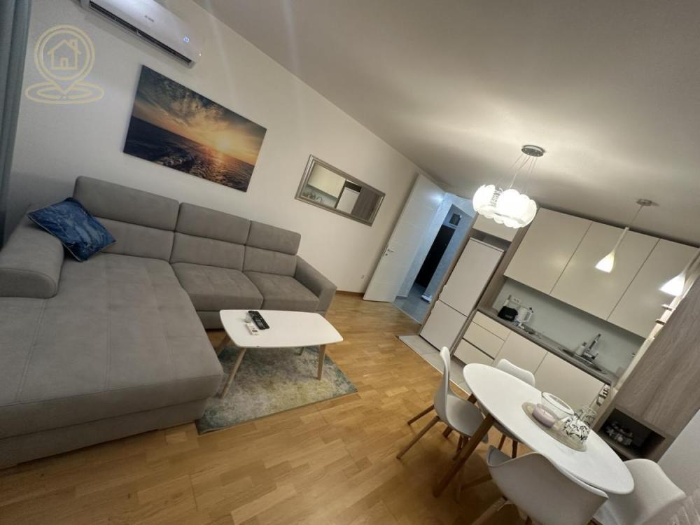 Glavna slika -Dvosoban stan za izdavanje, 50m2, 600€