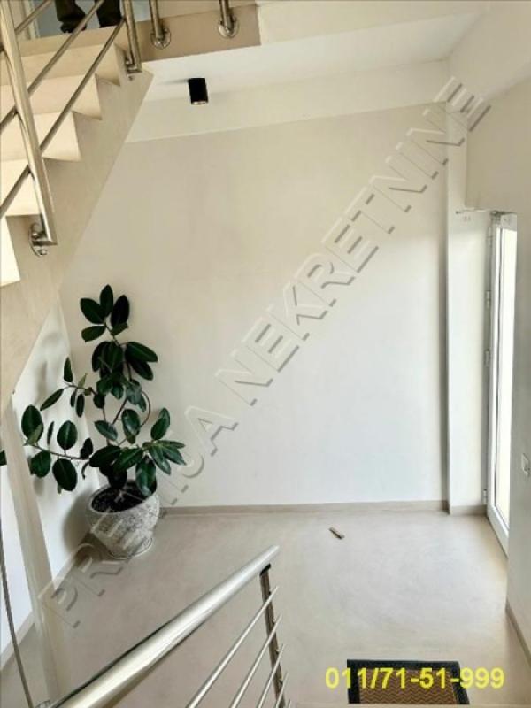 Slika 5 - Smederevski put,  Lokal za izdavanje, 200m2, 1.000€