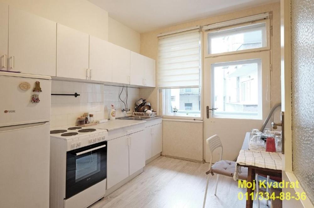 Slika 1 - Dvosoban stan za izdavanje, 68m2, 800€