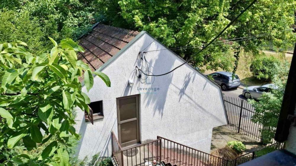 Slika 1 -  Kuća na prodaju, 250m2, 420.000€