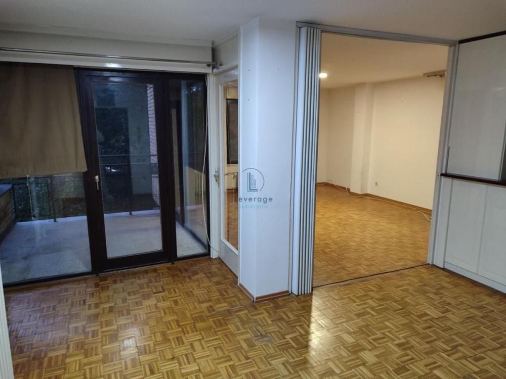 Slika 2 - Cerova, Troiposoban stan za izdavanje, 94m2, 550€