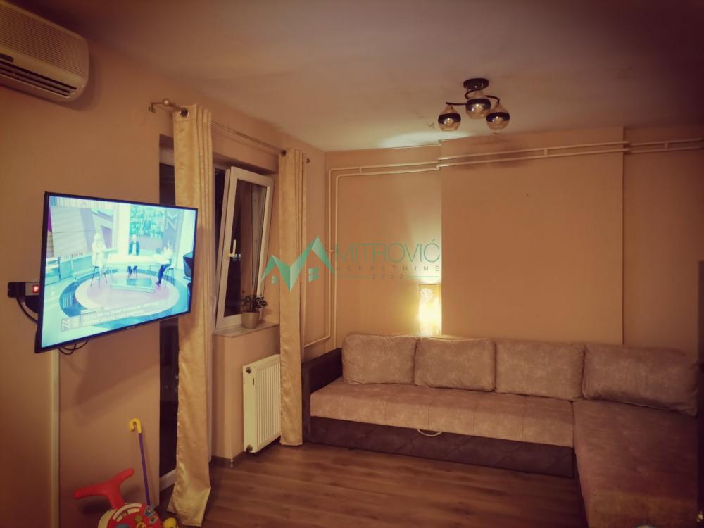 Slika 1 - Četvorosoban stan za izdavanje, 96m2, 450€