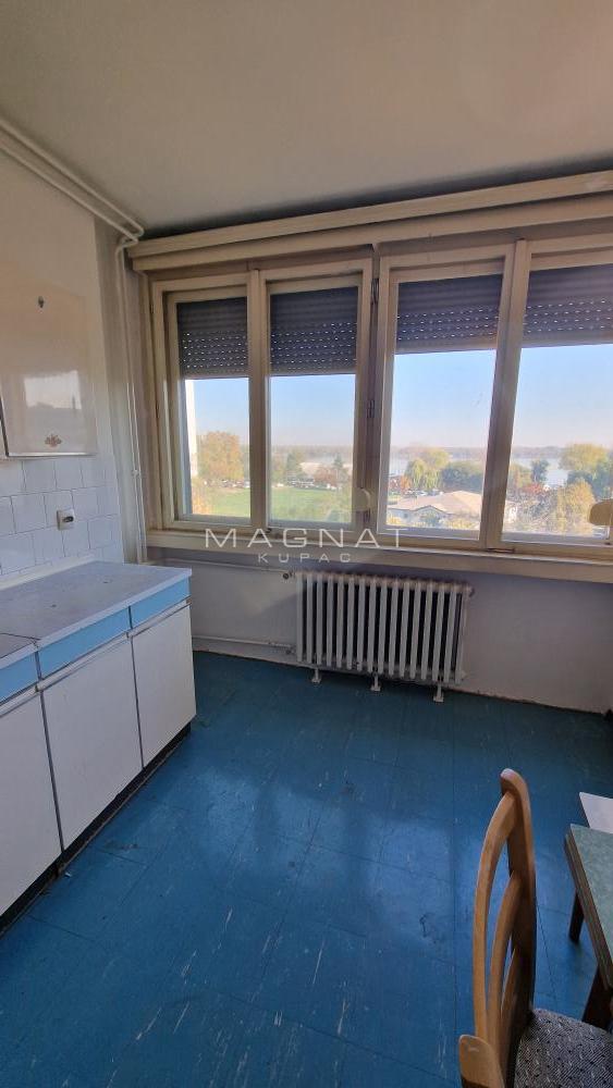 Slika 2 - Karađorđev Trg, Trosoban stan za izdavanje, 70m2, 450€