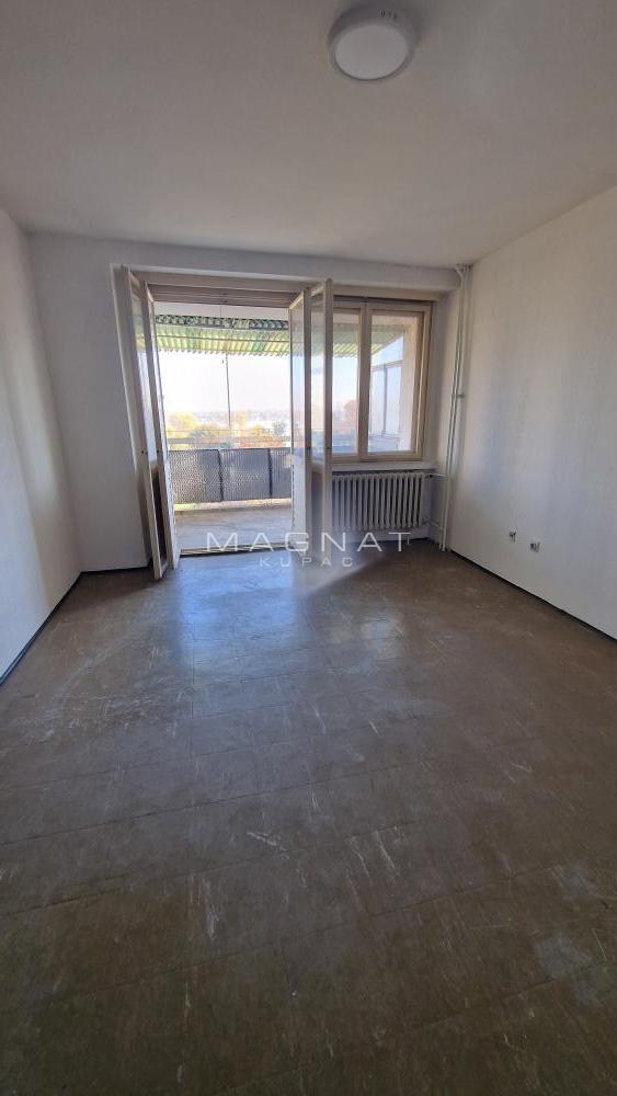 Slika 3 - Karađorđev Trg, Trosoban stan za izdavanje, 70m2, 450€