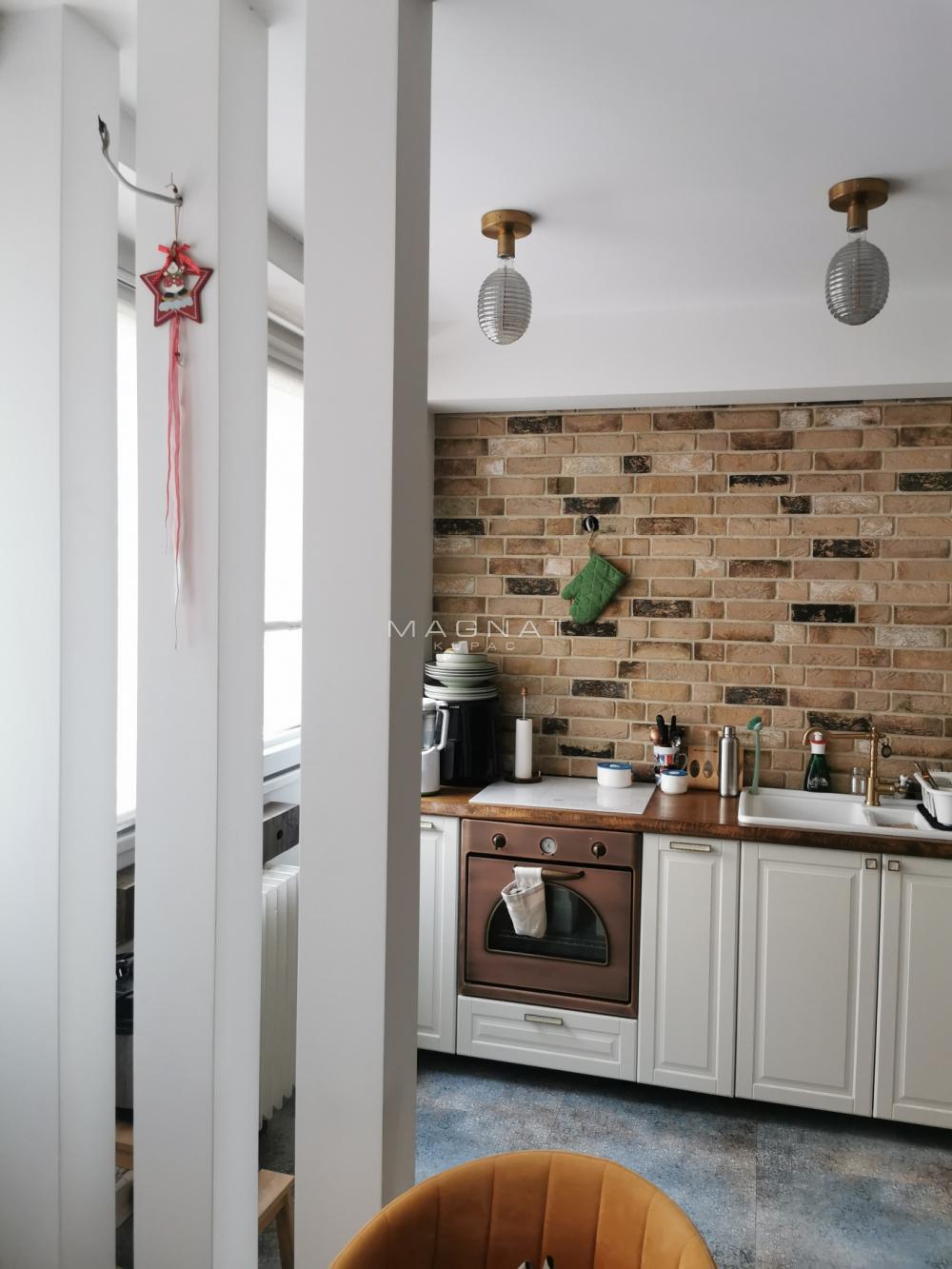 Slika 1 - Ustanička, Četvoroiposoban stan na prodaju, 116m2, 319.000€