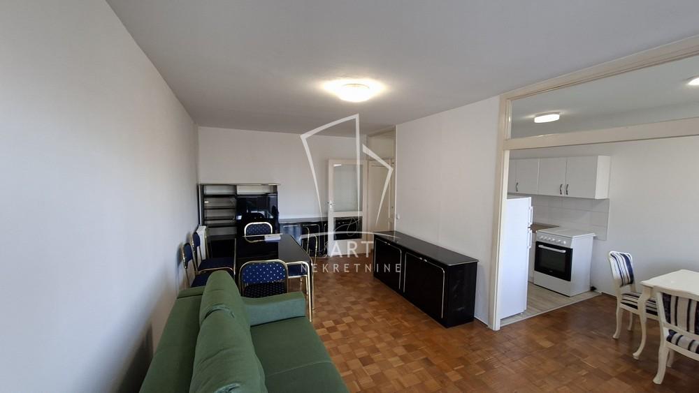 Slika 1 - Gandijeva, Trosoban stan za izdavanje, 81m2, 750€