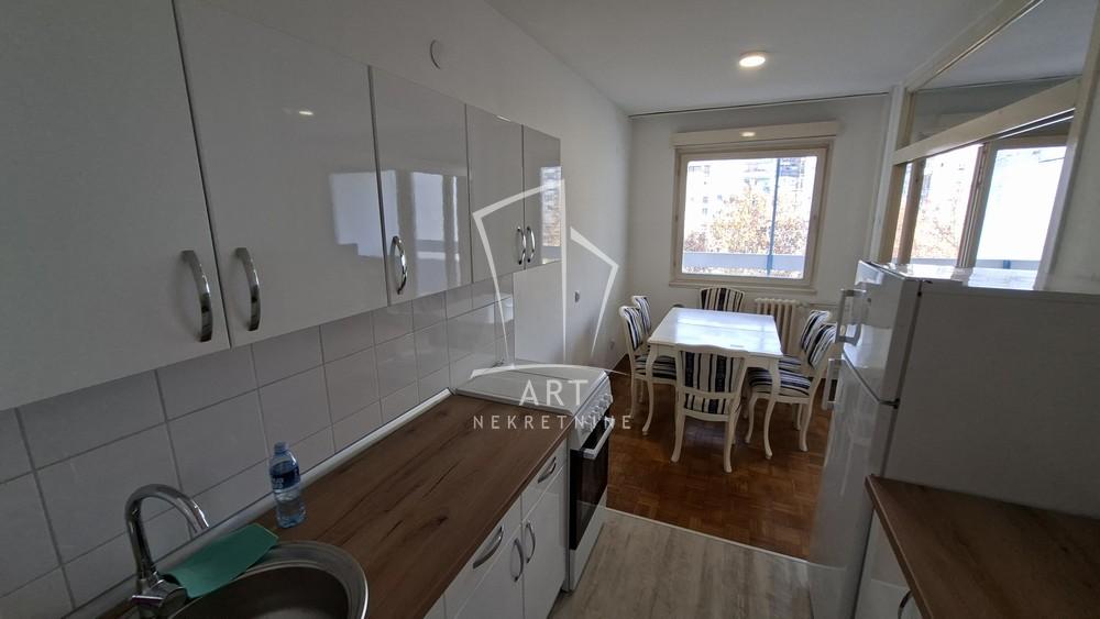 Slika 5 - Gandijeva, Trosoban stan za izdavanje, 81m2, 750€