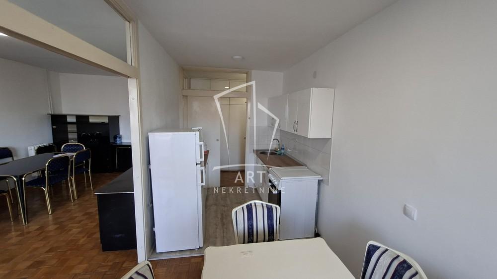 Slika 6 - Gandijeva, Trosoban stan za izdavanje, 81m2, 750€