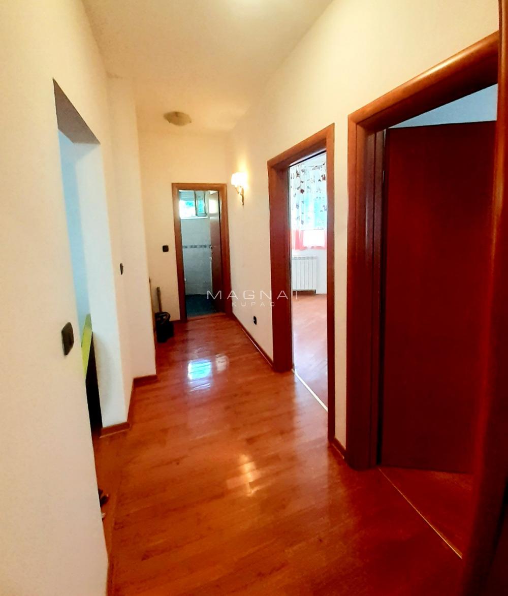 Glavna slika oglasa 375484