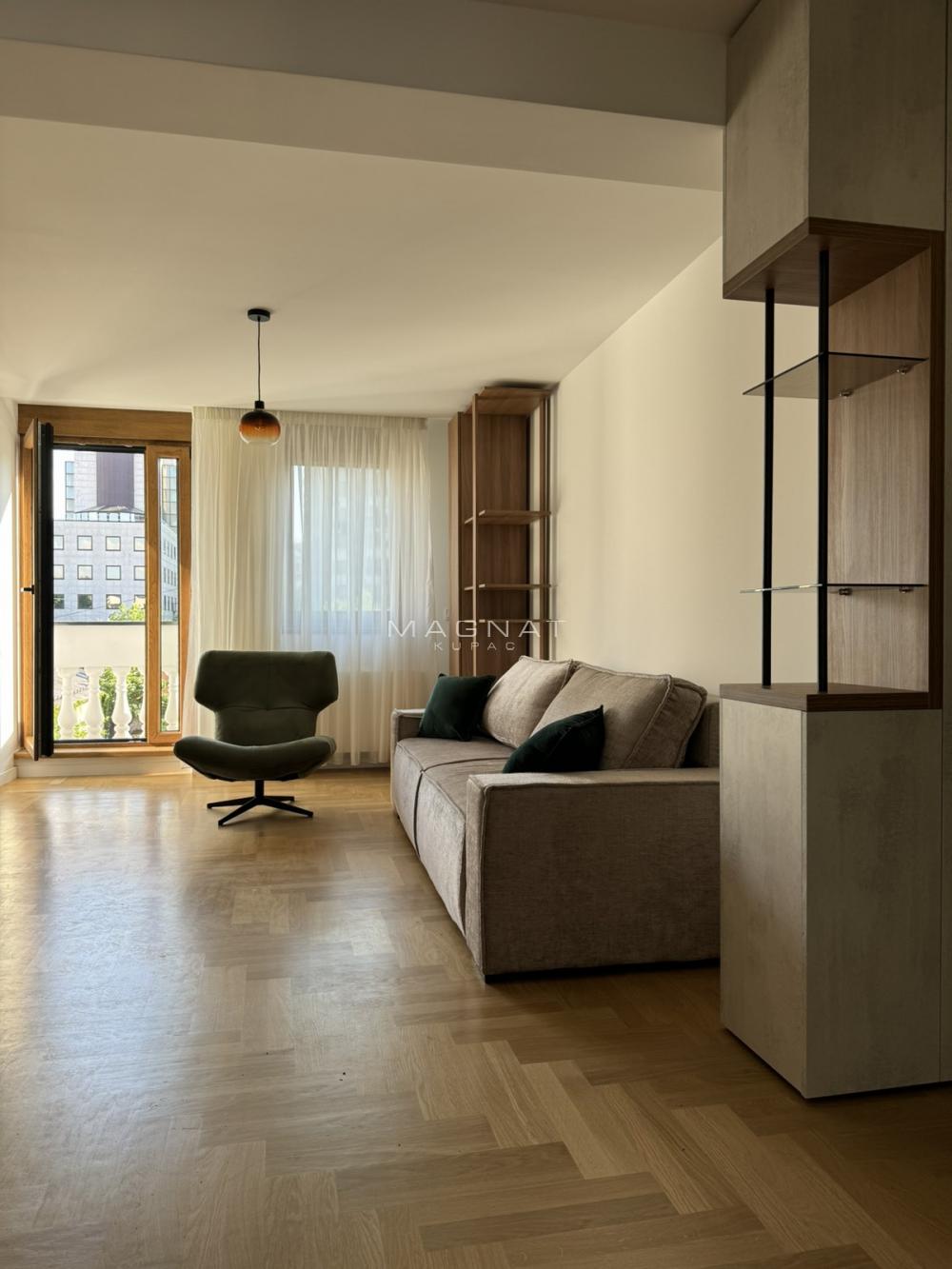 Slika 9 - Skender Begova, Trosoban stan za izdavanje, 77m2, 1.850€