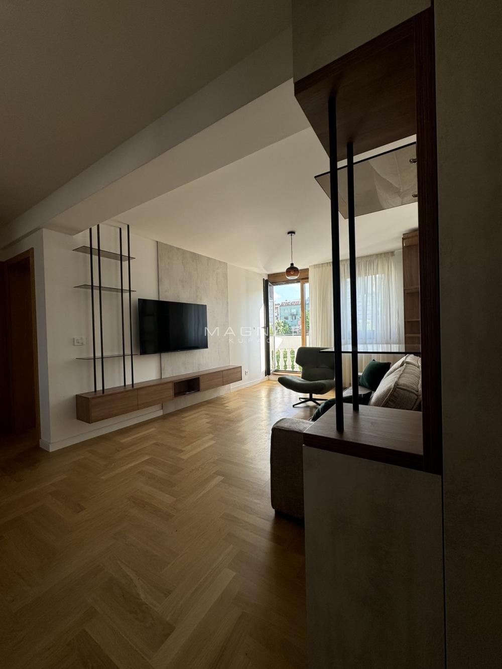 Slika 5 - Skender Begova, Trosoban stan za izdavanje, 77m2, 1.850€