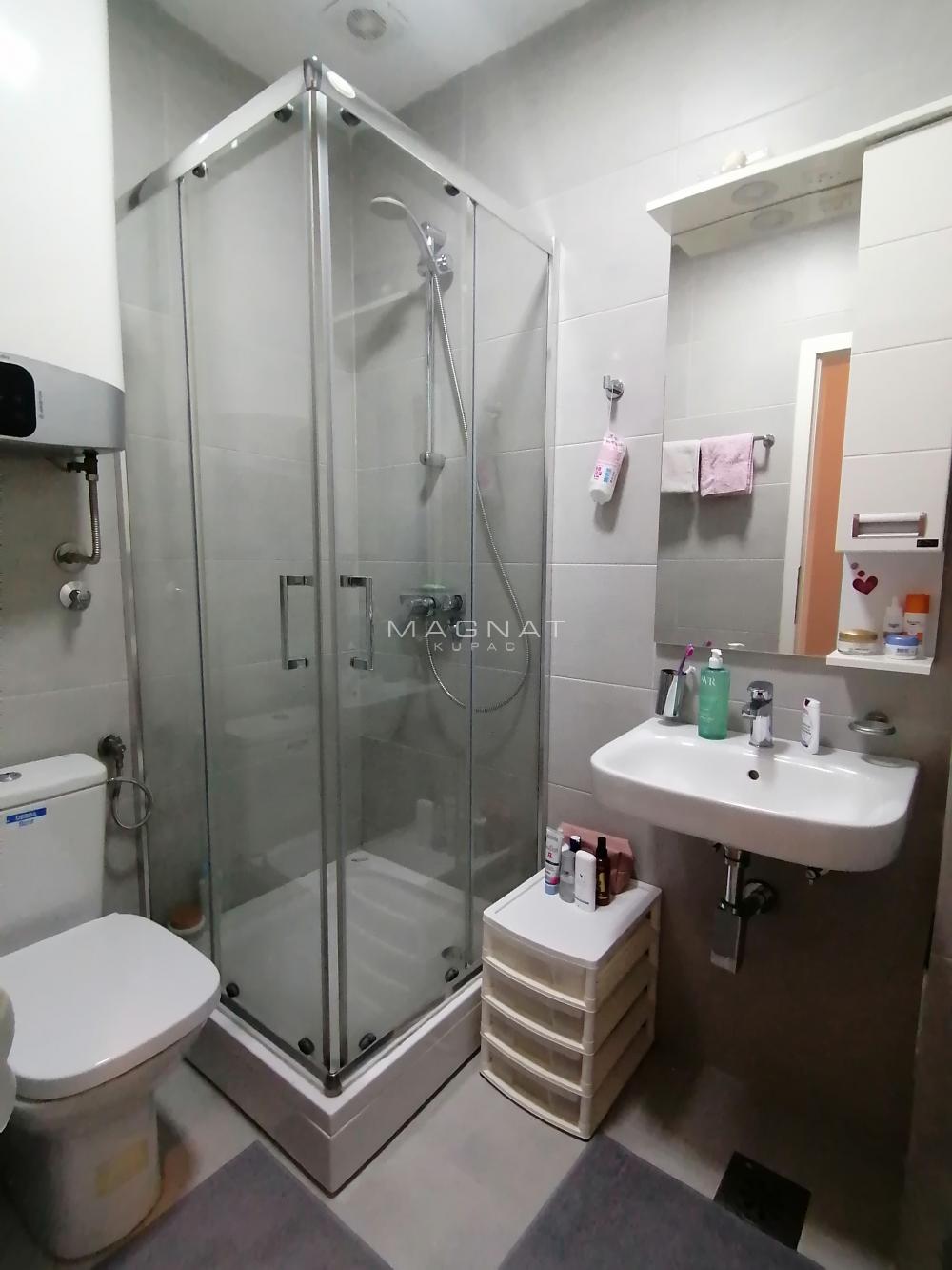 Slika 8 - Dr Dragoslava Popovića, Jednoiposoban stan za izdavanje, 40m2, 500€