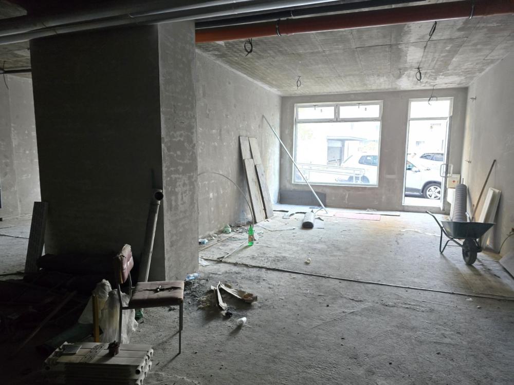 Slika 5 - Madridska,  Lokal na prodaju, 387m2, 950.000€