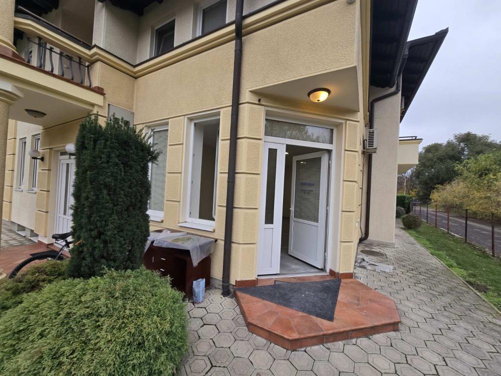 Slika 4 - Lazara Mamuzića,  Lokal za izdavanje, 40m2, 450€