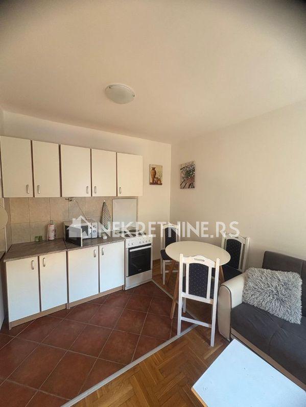 Slika 2 - Đakovačka, Jednoiposoban stan za izdavanje, 33m2, 550€