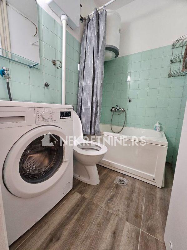 Slika 11 - Radovana Simića Cige, Jednosoban stan za izdavanje, 40m2, 350€