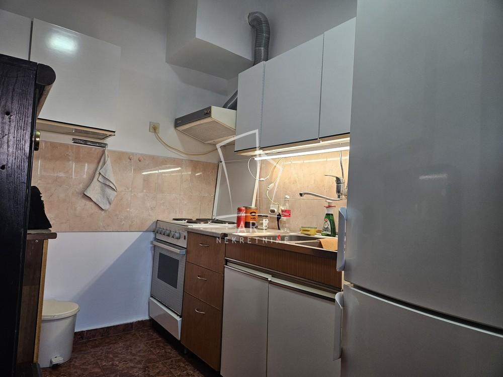 Slika 3 - Mirijevski Bulevar, Četvorosoban stan za izdavanje, 53m2, 500€