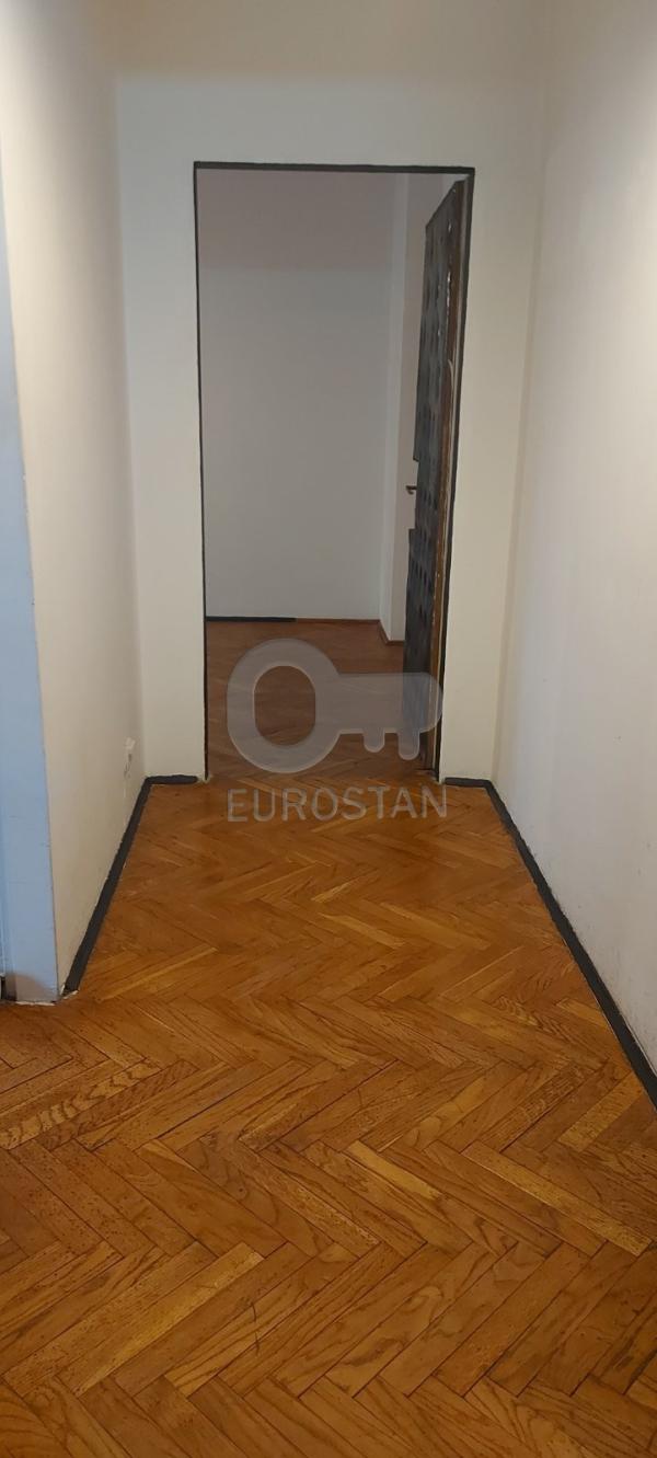 Slika 4 - Dvosoban stan za izdavanje, 44m2, 650€