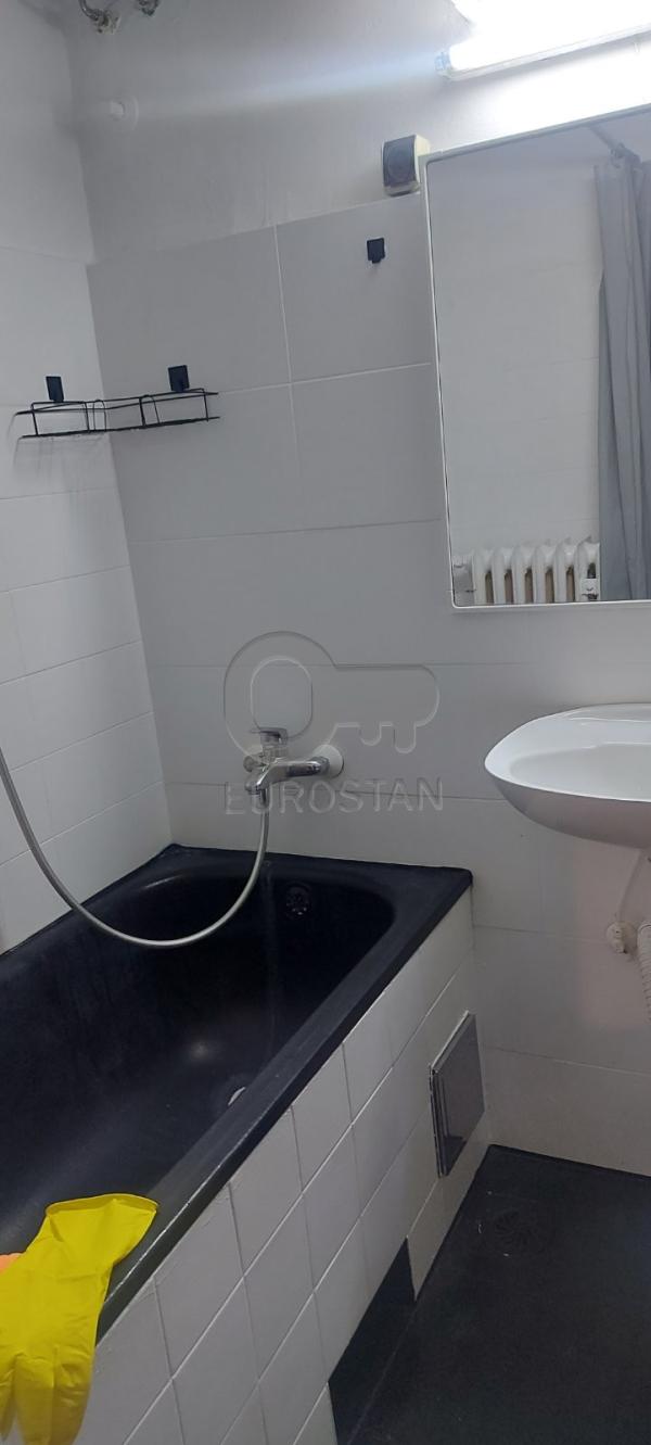 Slika 8 - Dvosoban stan za izdavanje, 44m2, 650€