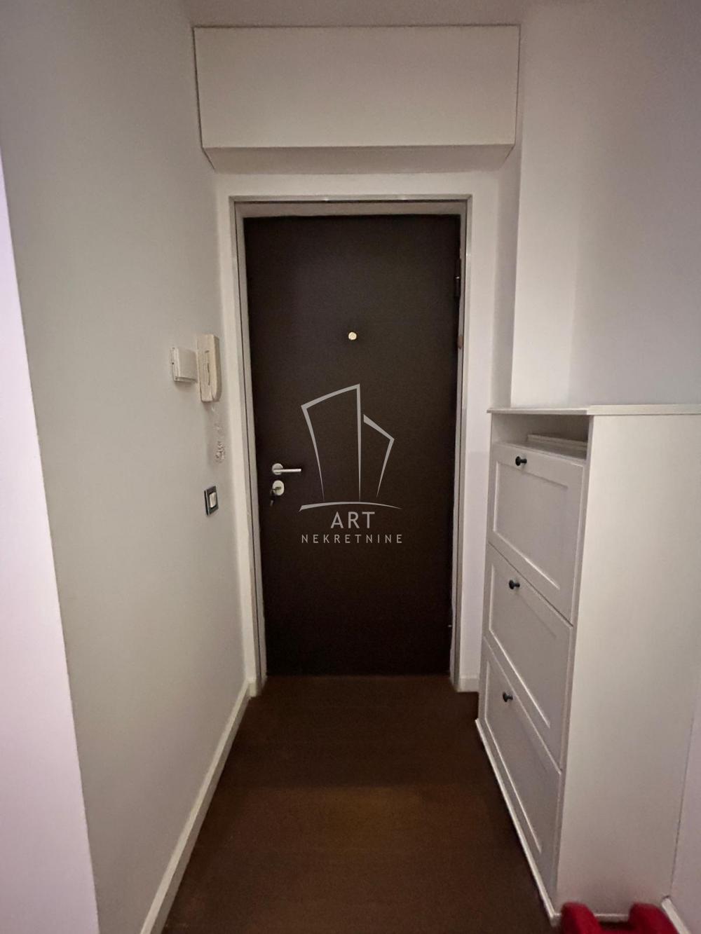 Slika 9 - Aleksinačkih rudara, Trosoban stan za izdavanje, 81m2, 1.200€