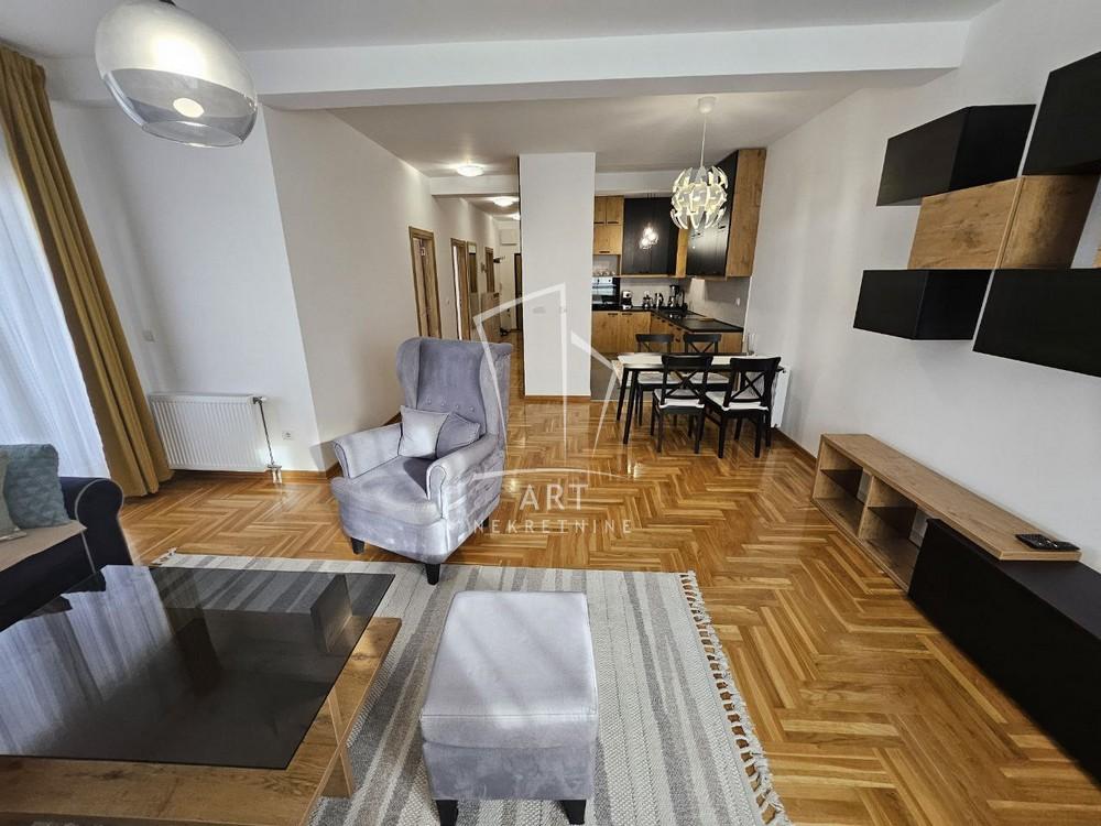 Slika 2 - Vojvode Vlahovića, Četvorosoban stan za izdavanje, 87m2, 900€