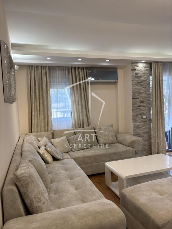 Slika 1 - Kneza Višeslava, Trosoban stan za izdavanje, 65m2, 1.150€