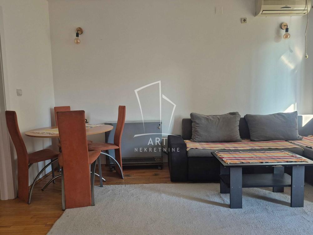 Slika 1 - Generala Aračića, Dvoiposoban stan za izdavanje, 37m2, 500€