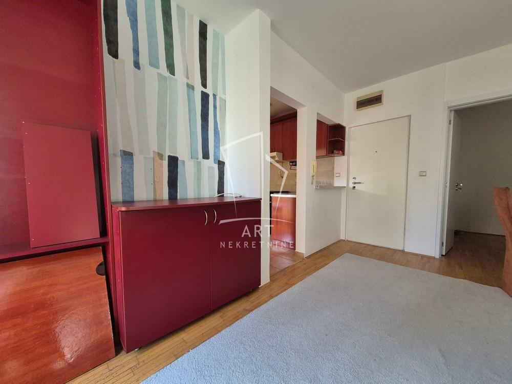 Slika 7 - Generala Aračića, Dvoiposoban stan za izdavanje, 37m2, 500€