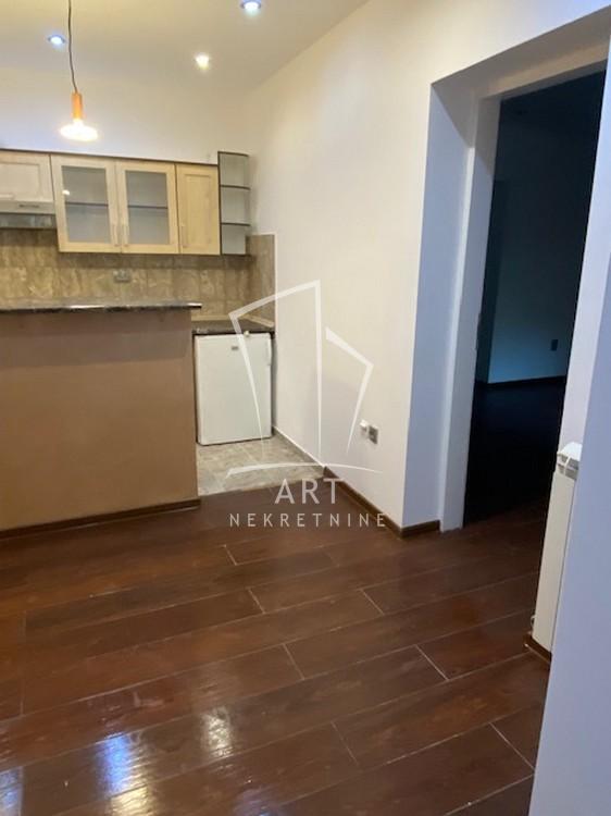 Slika 4 - Topolska, Dvoiposoban stan za izdavanje, 54m2, 800€