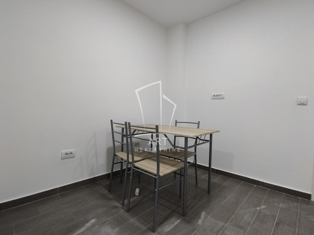 Slika 1 - Marije Crnobori, Dvosoban stan za izdavanje, 50m2, 350€