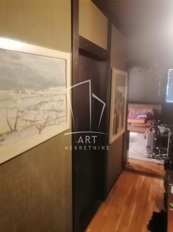 Slika 1 - Dr Zore Ilić Obradović, Dvosoban stan za izdavanje, 500m2, 500€