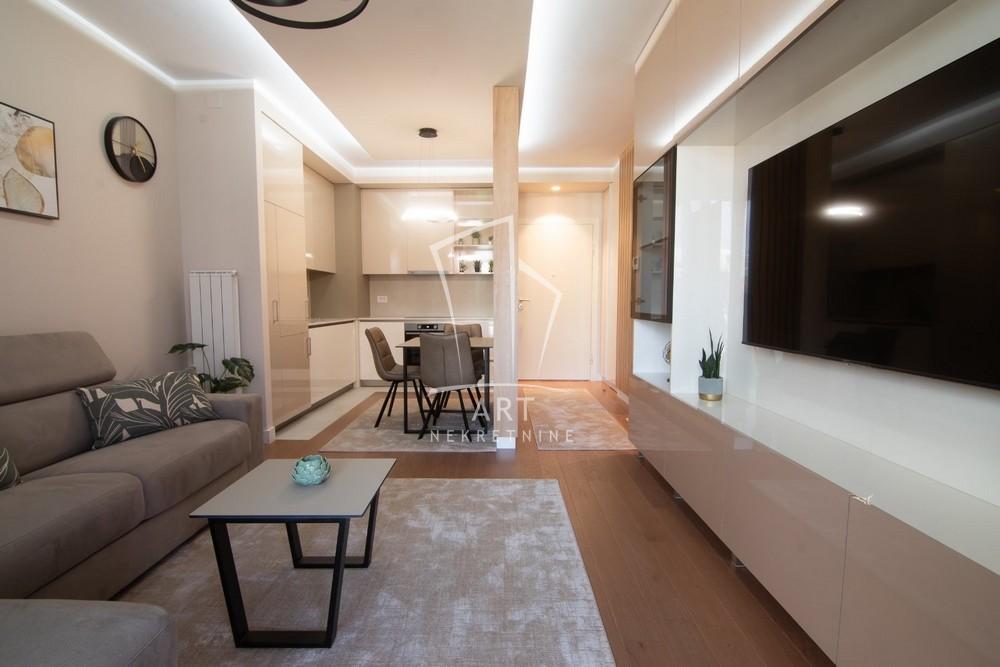 Slika 4 - Luke Ćelovića Trebinjca, Dvosoban stan za izdavanje, 55m2, 1.400€