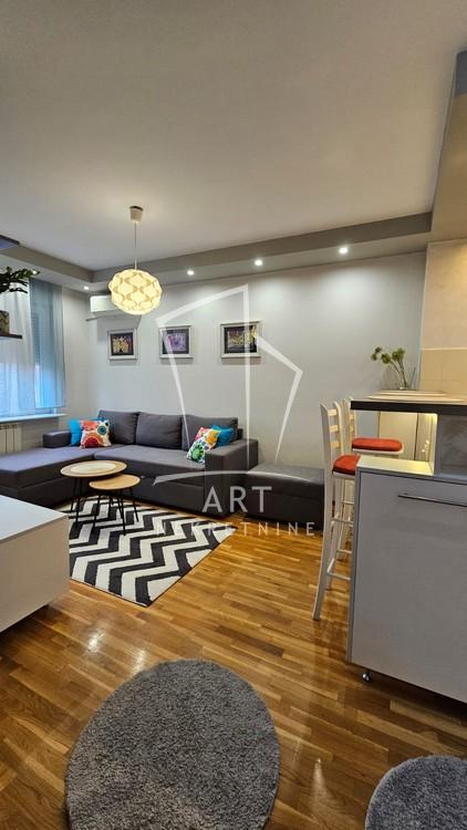 Slika 2 - Banjalučka, Jednoiposoban stan za izdavanje, 30m2, 600€