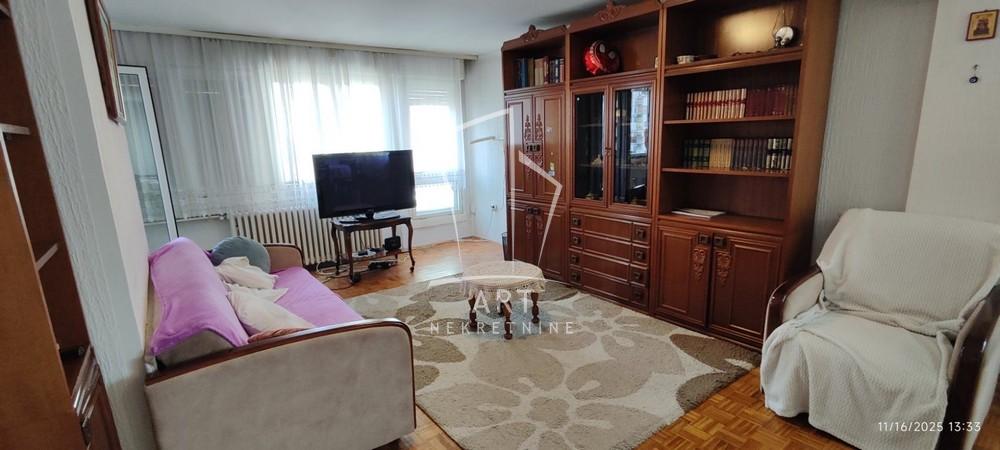 Slika 2 - Jurija Gagarina, Trosoban stan za izdavanje, 85m2, 700€