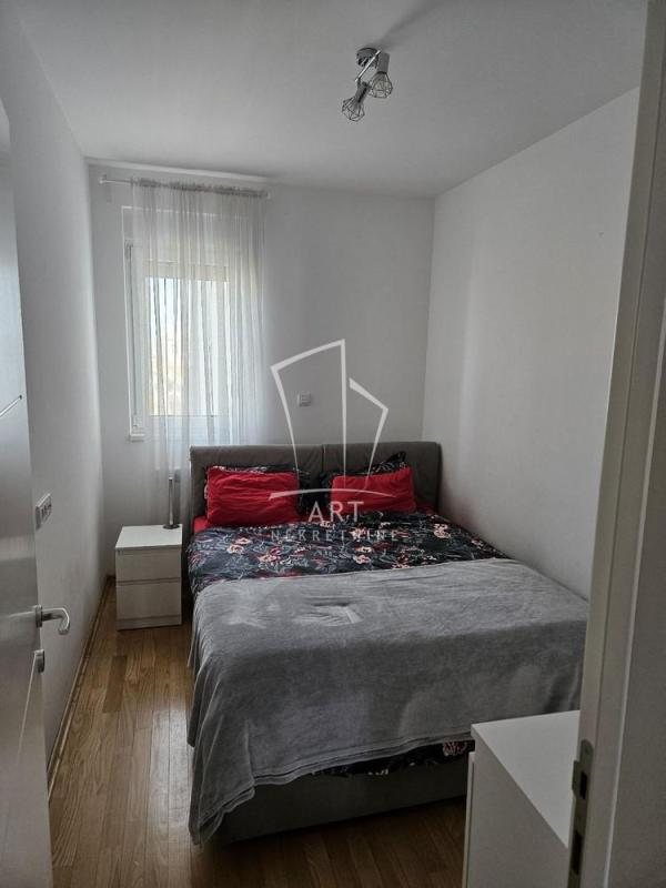 Slika 3 - Cara Dušana, Dvoiposoban stan za izdavanje, 56m2, 800€