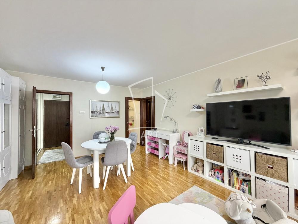 Slika 2 - Kraljice Marije, Dvoiposoban stan na prodaju, 59m2, 101.000€