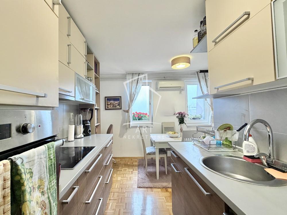 Slika 4 - Radovana Simića Cige, Dvosoban stan na prodaju, 53m2, 159.000€